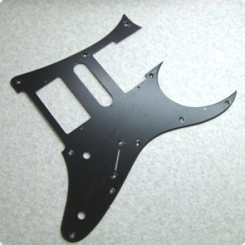 PICKGUARD RG1550MZ      IBANEZ